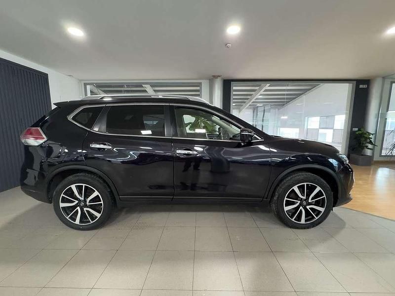 Usado Nissan X-Trail N-Connecta 131 CV (96 kW) 2016 Negro SUV