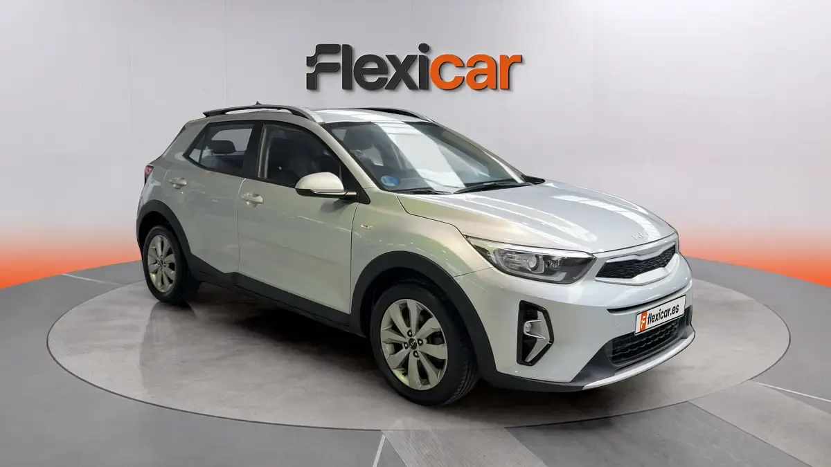 Usado Kia Stonic 101 HP (74 kW) 2022 SUV