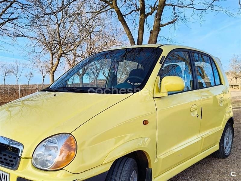 Amarillo Usado 2002 Hyundai Atos GLS Utilitario | 1950 € (Precio justo) - Imagen 1/4