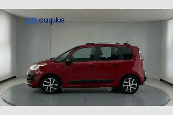 Usado Citroën C3 Picasso Feel 99 CV (72 kW) 2016 Rojo Monovolumen