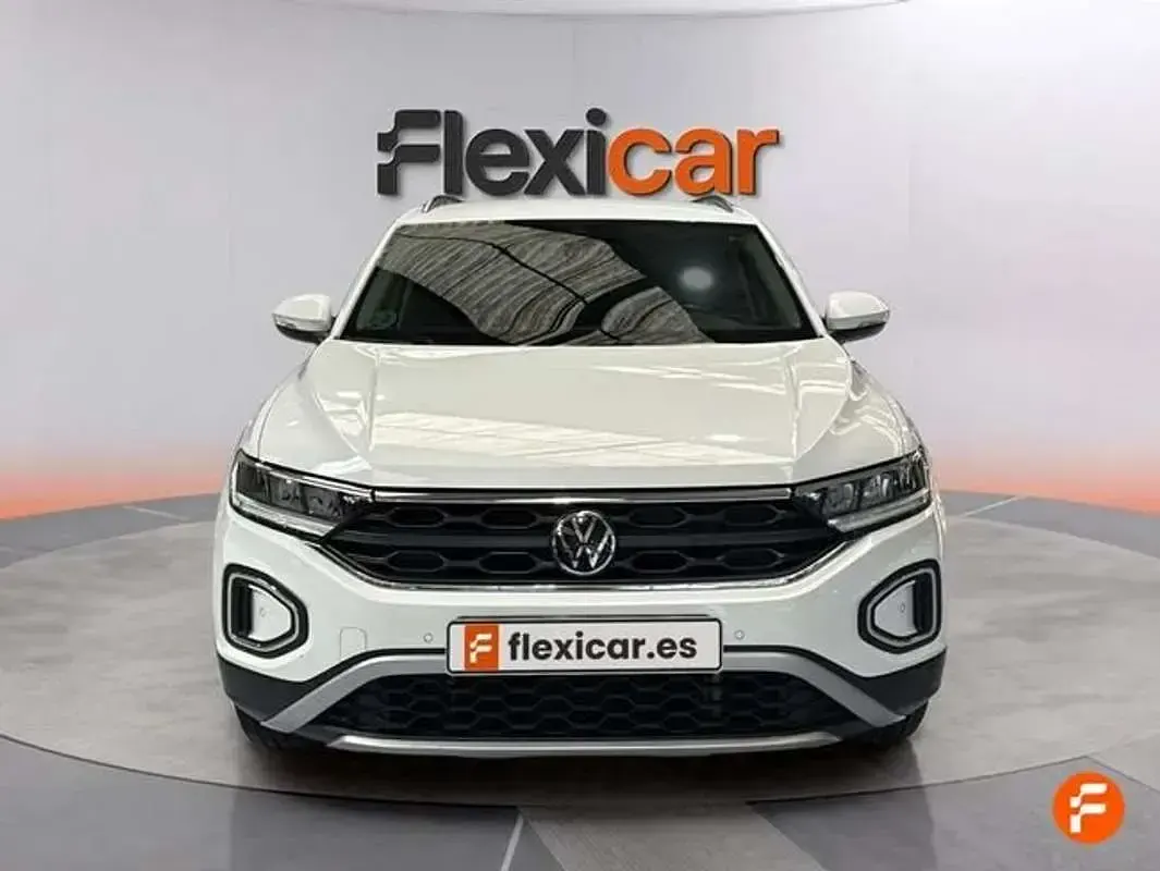 Usado VW T-Roc Life 110 CV (80 kW) 2022 Blanco SUV
