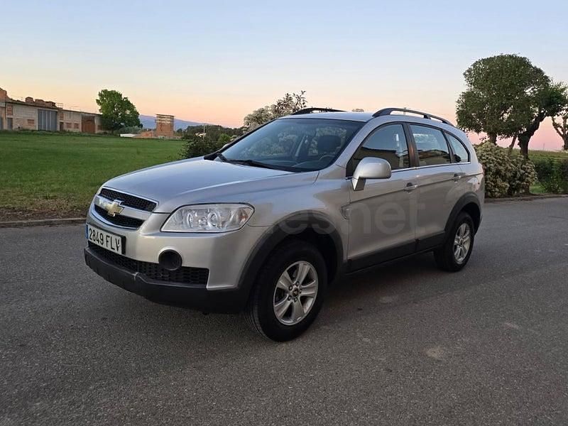 Usado Chevrolet Captiva LS 136 CV (100 kW) 2008 Beige SUV