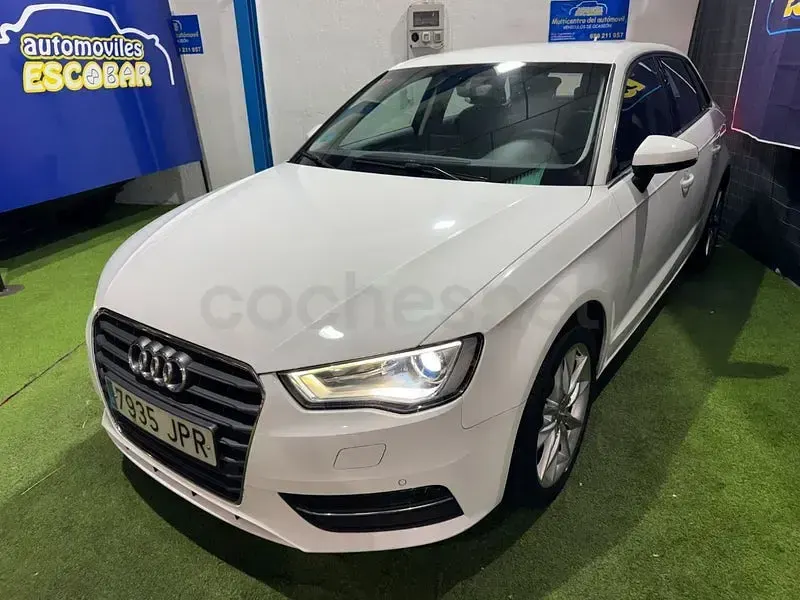 Usado Audi A3 Design 150 CV (110 kW) 2016 Blanco Berlina