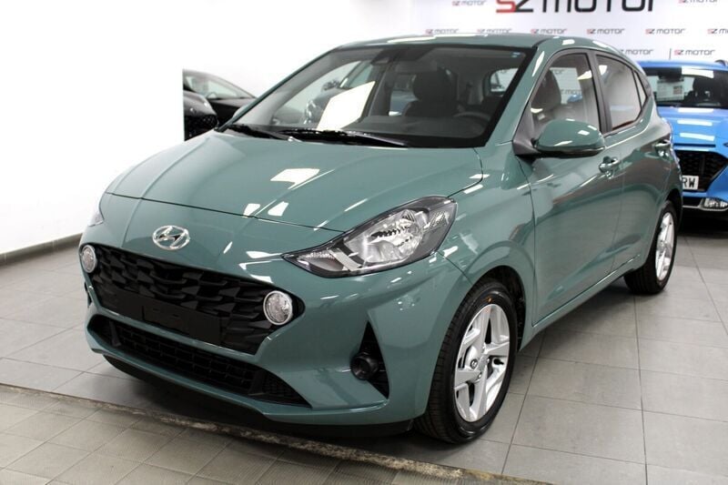 Verde Usado 2023 Hyundai i10 Utilitario | 14.500 € (Precio justo) - Imagen 1/4
