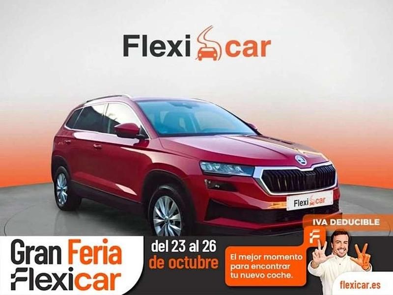 Rojo Usado 2023 Skoda Karoq Ambition SUV | 18.090 € (Super precio) - Imagen 1/4