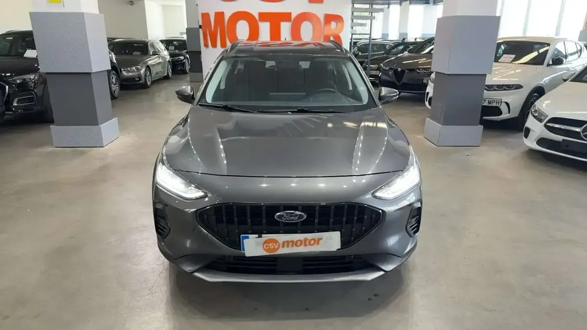 Usado Ford Focus Active X 155 CV (114 kW) 2024 Marrón Utilitario