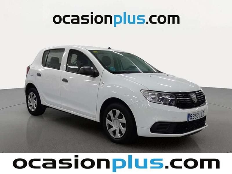 Usado Dacia Sandero Essentiel 75 CV (55 kW) 2020 Blanco Utilitario