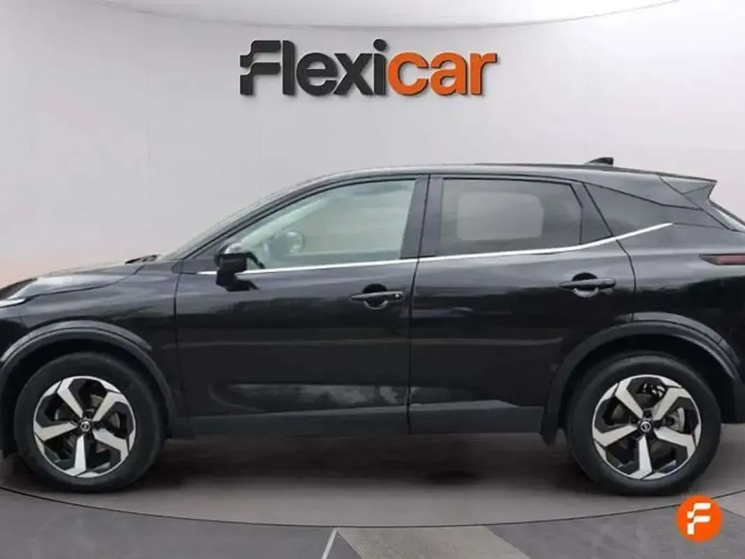 Usado Nissan Qashqai N-Connecta 140 CV (102 kW) 2022 Negro SUV