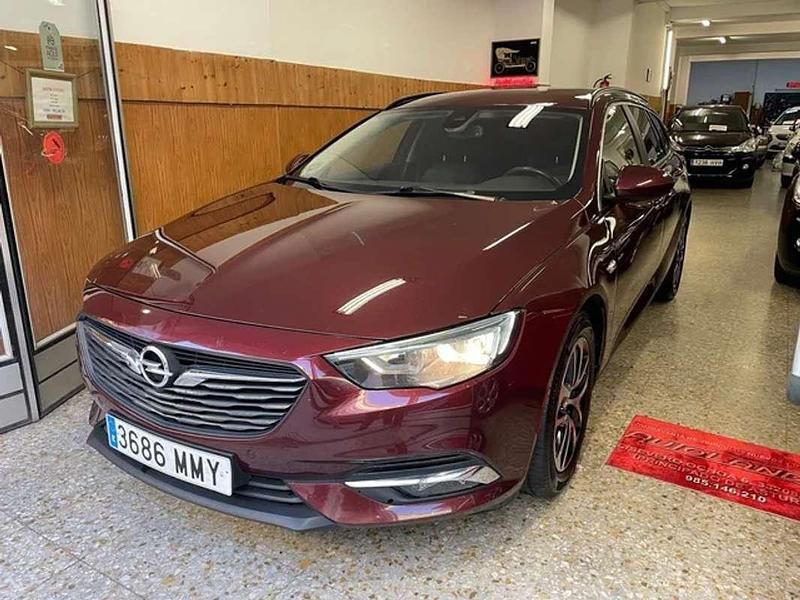 Burdeos Usado 2020 Opel Insignia Selective Familiar | 9490 € (Precio justo) - Imagen 1/4