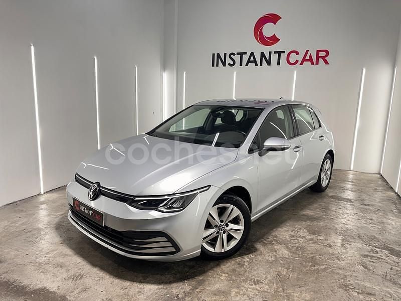 Usado VW Golf VIII Life 110 CV (80 kW) 2021 Blanco Berlina