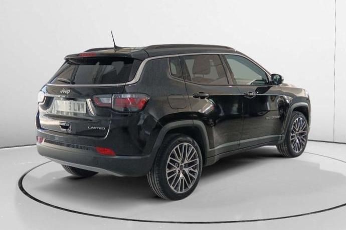 Usado Jeep Compass Limited 132 CV (97 kW) 2022 Negro SUV