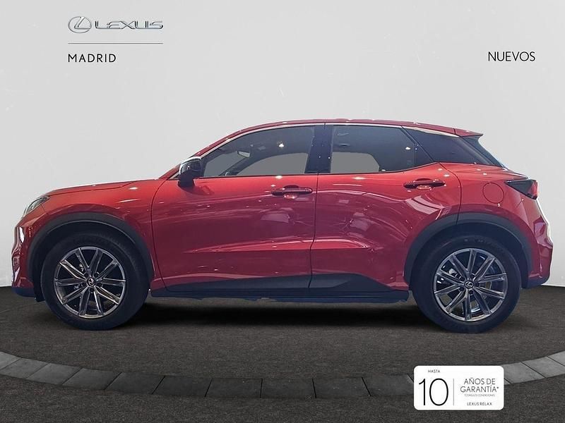 Nuevo Lexus LBX 136 CV (100 kW) 2025 Rojo SUV