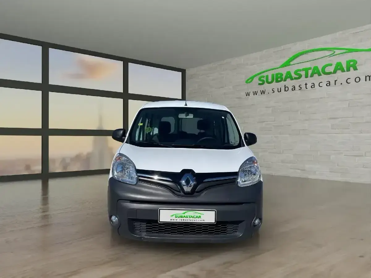 Usado Renault Kangoo 75 CV (55 kW) 2017 Blanco Monovolumen