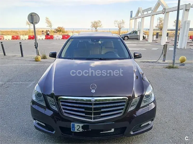 Usado Mercedes E350 Avantgarde 292 CV (214 kW) 2009 Marrón Berlina