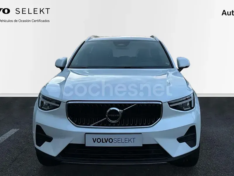Usado Volvo XC40 Core 163 CV (119 kW) 2024 Blanco SUV