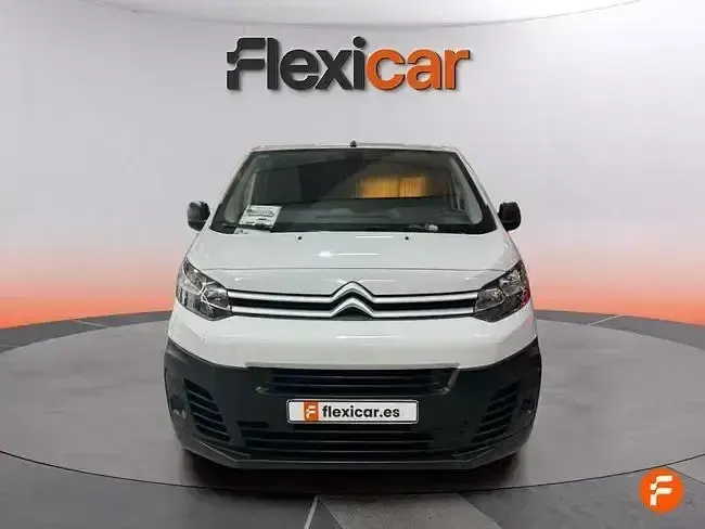 Usado Citroën Jumpy 102 CV (75 kW) 2024 Blanco Monovolumen