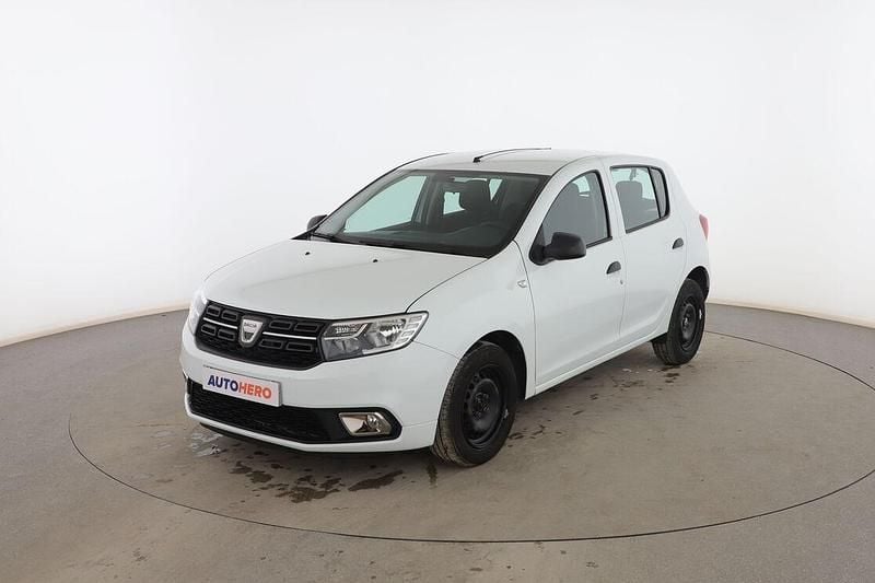 Usado Dacia Sandero Essentiel 73 CV (53 kW) 2020 Blanco Utilitario