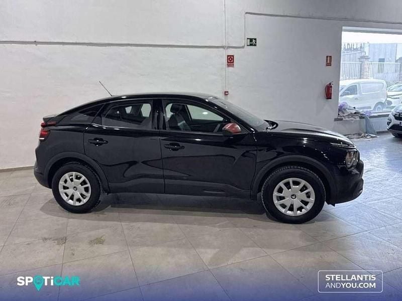 Usado Citroën C4 Live 110 CV (80 kW) 2022 Negro Utilitario