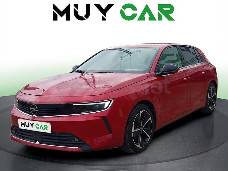 Usado Opel Astra Elegance 130 CV (95 kW) 2023 Rojo Berlina