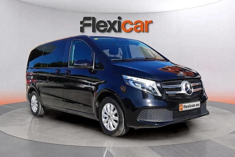 Negro Usado 2022 Mercedes V220 Monovolumen | 40.990 € (Precio justo) - Imagen 1/4