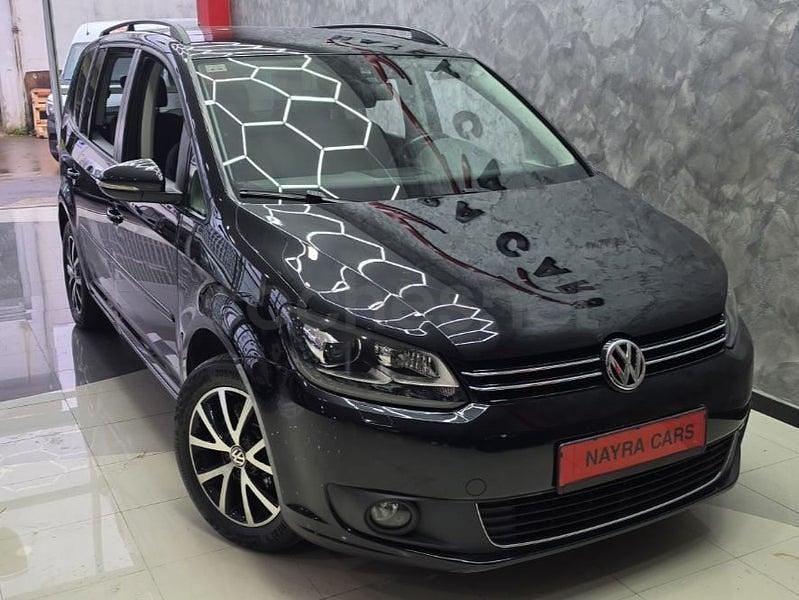 Usado VW Touran Sport 140 CV (102 kW) 2013 Negro Monovolumen