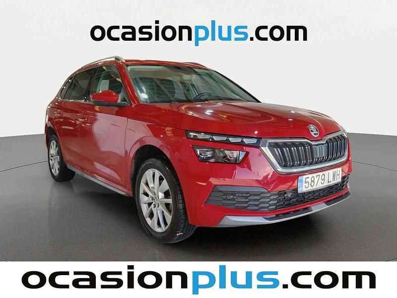 Usado Skoda Kamiq Style 110 CV (80 kW) 2022 Rojo SUV
