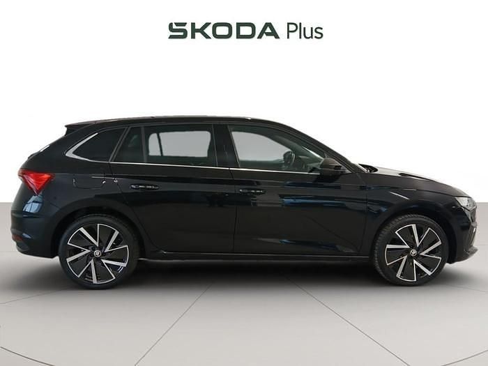 Usado Skoda Scala 150 CV (110 kW) 2024 Negro Utilitario