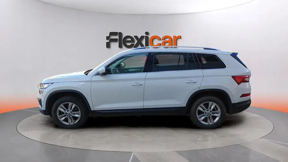 Usado Skoda Kodiaq Ambition 150 CV (110 kW) 2022 Blanco SUV