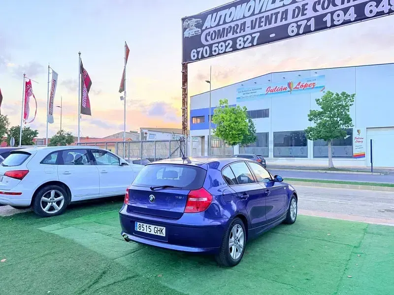 Usado BMW 118 143 CV (105 kW) 2008 Azul Utilitario