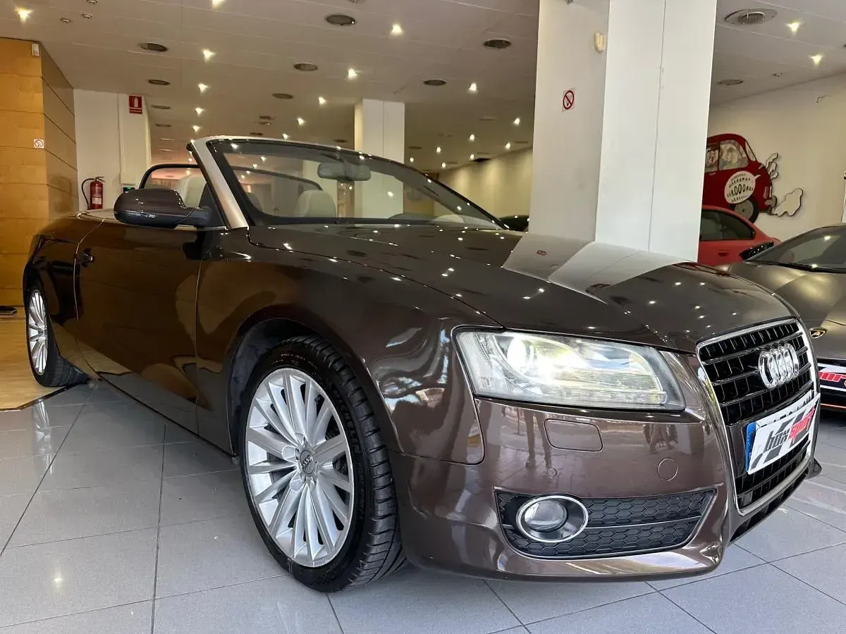 Usado Audi A5 Cabriolet 245 CV (180 kW) 2012 Marrón Descapotable