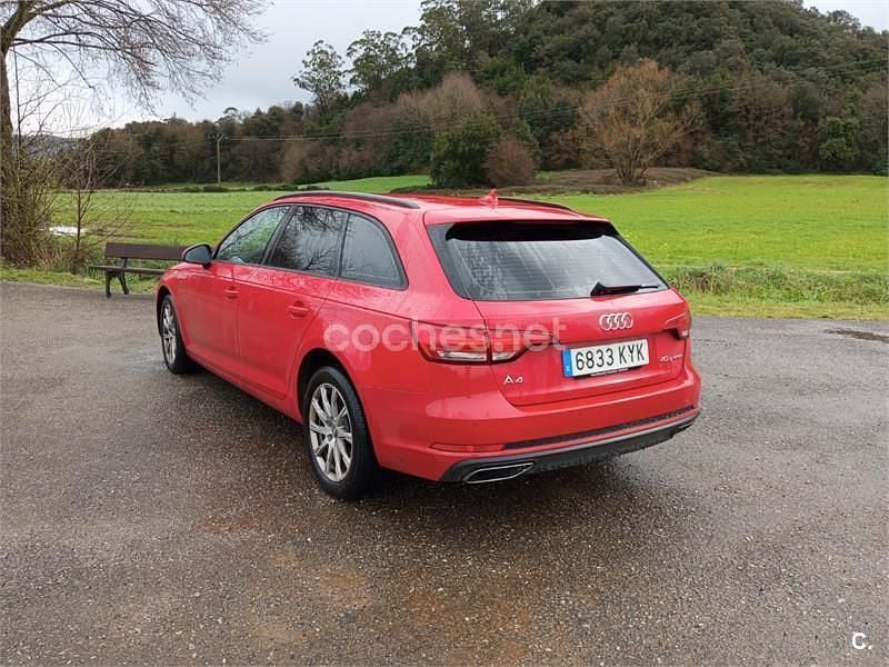 Usado Audi A4 Advanced Plus 170 CV (125 kW) 2019 Rojo Familiar