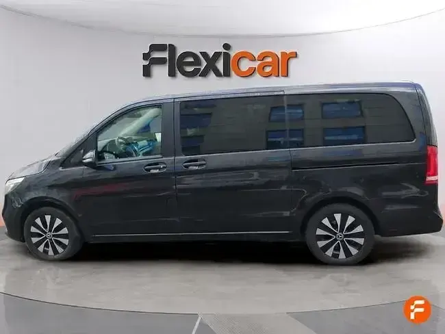 Usado Mercedes V220 Avantgarde 163 CV (119 kW) 2022 Negro Monovolumen