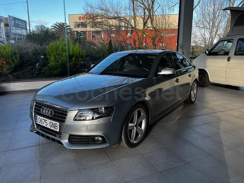 Usado Audi A4 S-Line 143 CV (105 kW) 2009 Gris / plata Berlina