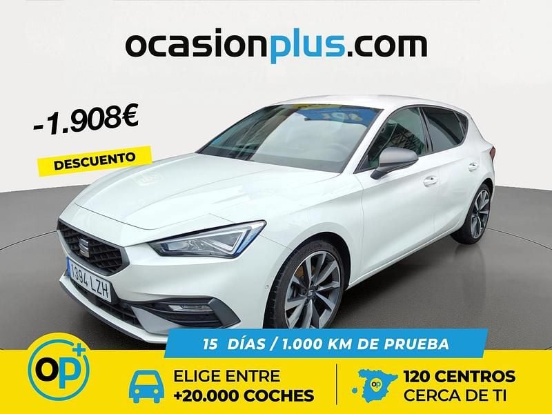Usado Seat Leon FR 150 CV (110 kW) 2022 Blanco
