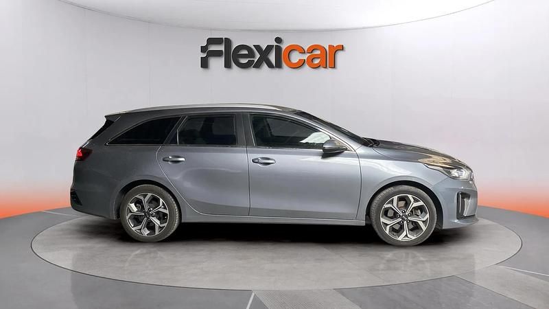 Usado Kia Ceed 141 CV (103 kW) 2022 Gris Utilitario