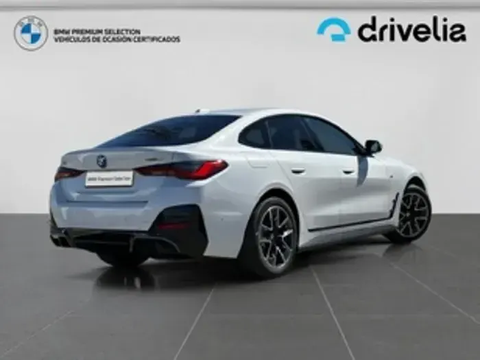 Usado BMW i4 Comfort Edition 250 kW (340 CV) 2025 Blanco Berlina