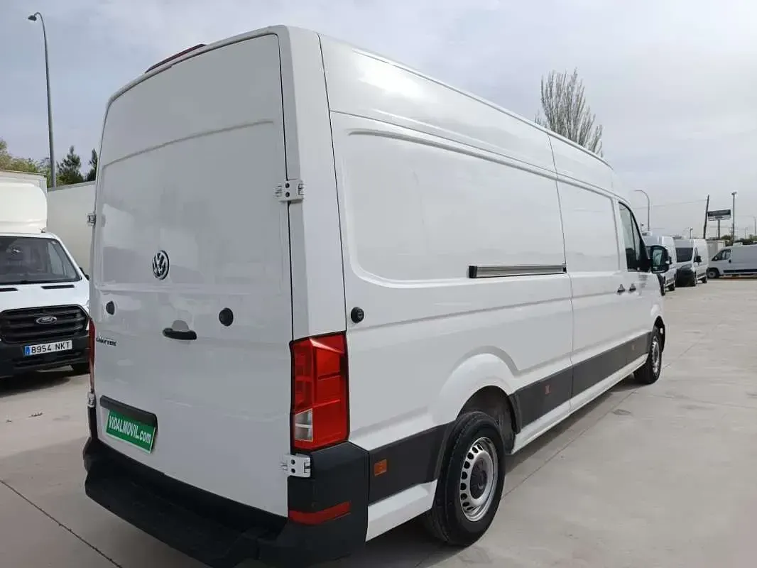 Usado VW Crafter 140 CV (102 kW) 2023 Blanco Van