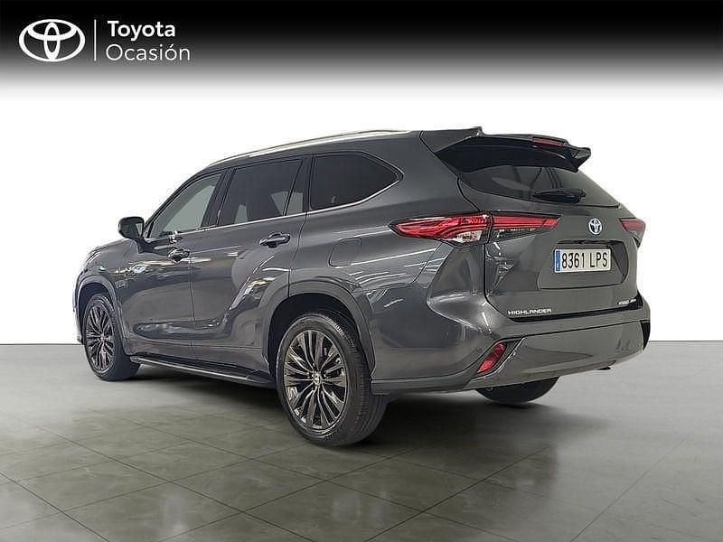 Usado Toyota Highlander Advance 246 CV (180 kW) 2021 Gris oscuro SUV
