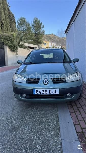 Usado Renault Mégane II Dynamique 115 CV (84 kW) 2005 Verde Berlina