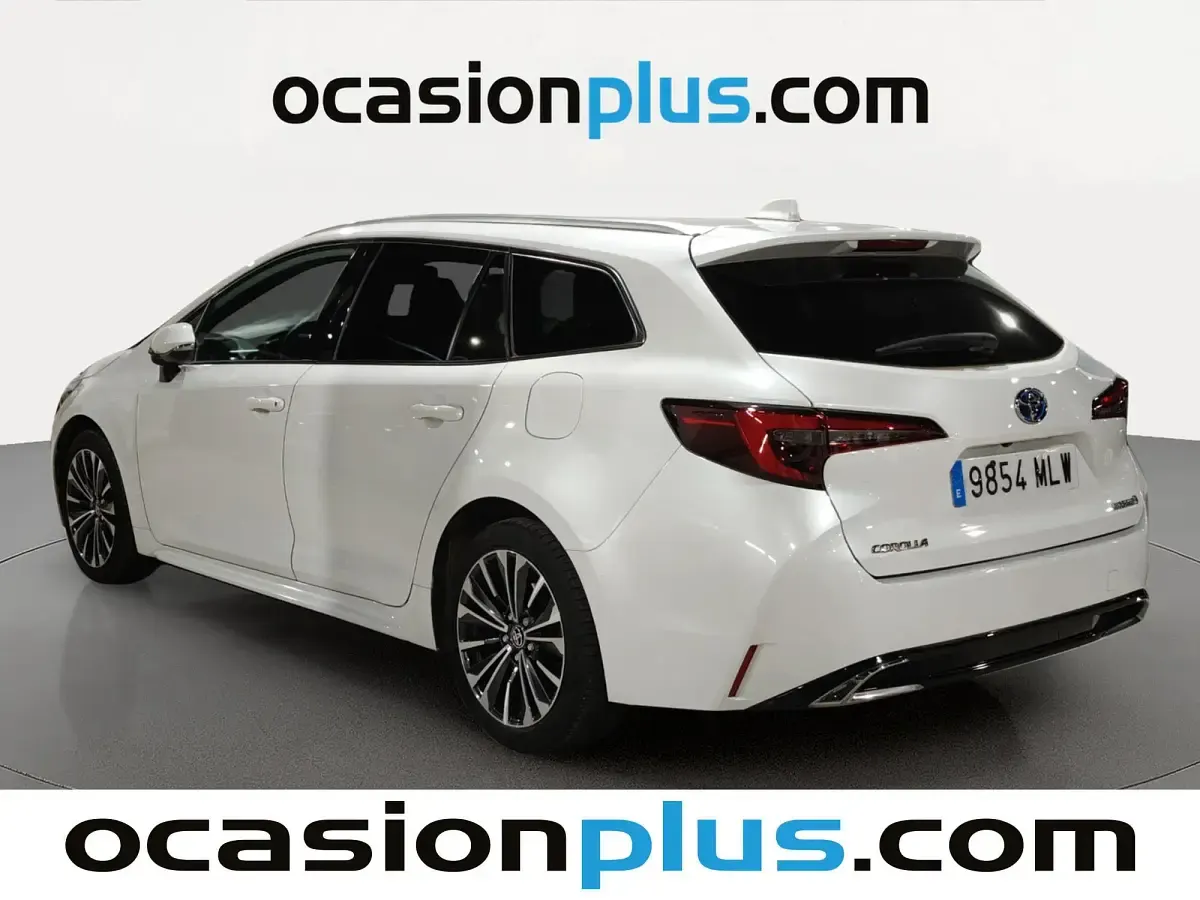 Usado Toyota Corolla Style 140 CV (102 kW) 2023 Blanco Familiar