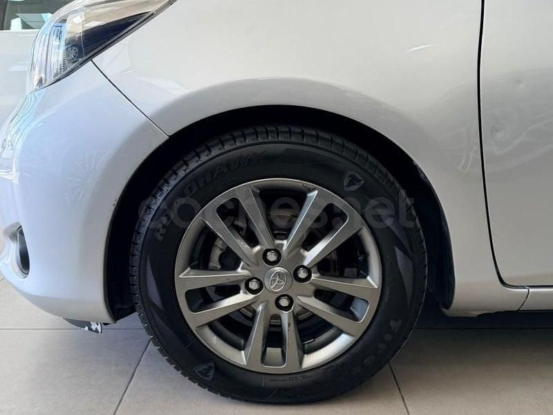 Occasion Toyota Yaris Advance 99 PK (72 kW) 2014 Grijs Hatchback