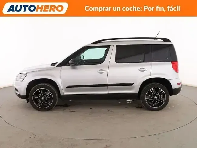 Usado Skoda Yeti 110 CV (80 kW) 2017 Gris SUV