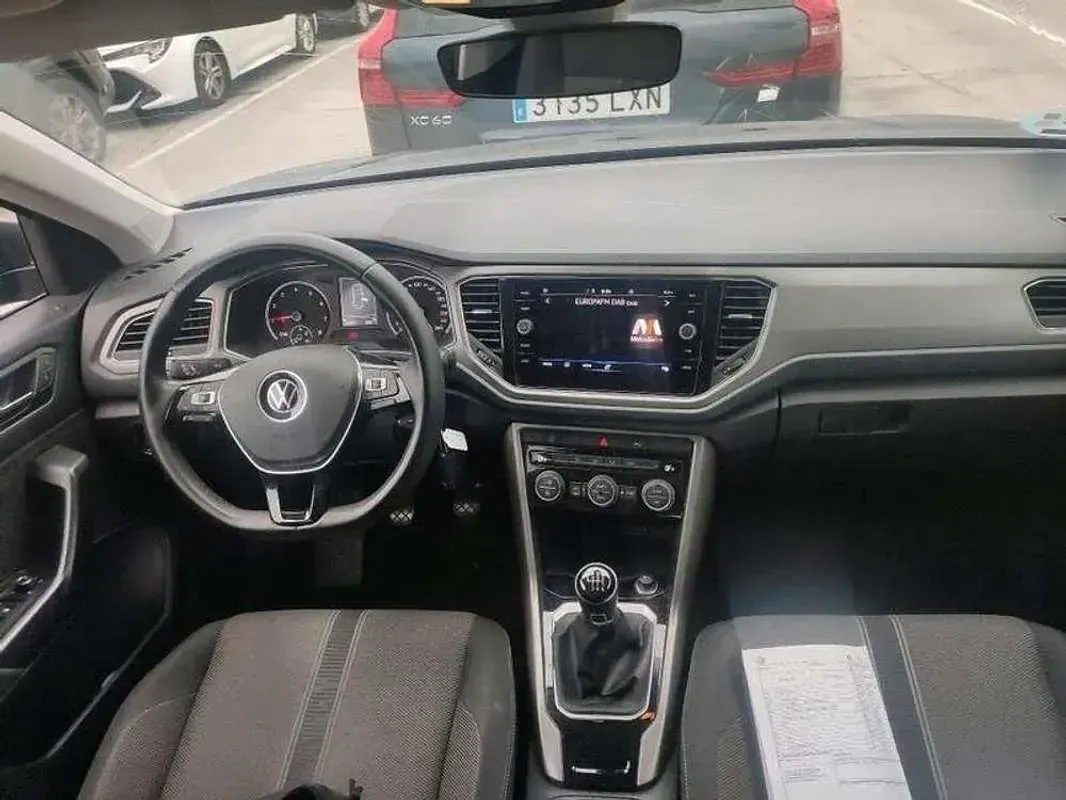 Usado VW T-Roc Advance 116 CV (85 kW) 2021 Gris SUV