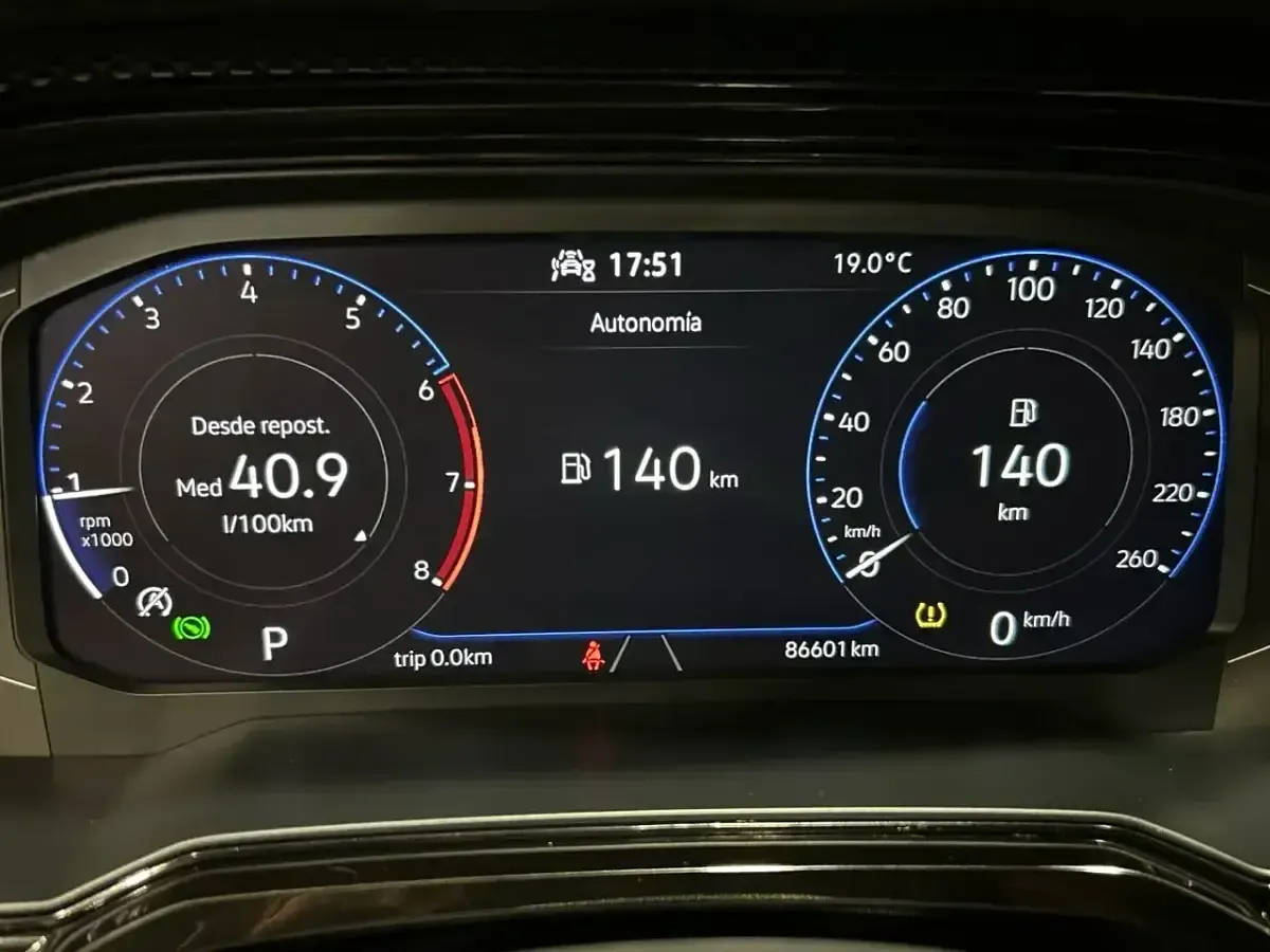 Usado VW Taigo Life 110 CV (80 kW) 2022 Gris SUV