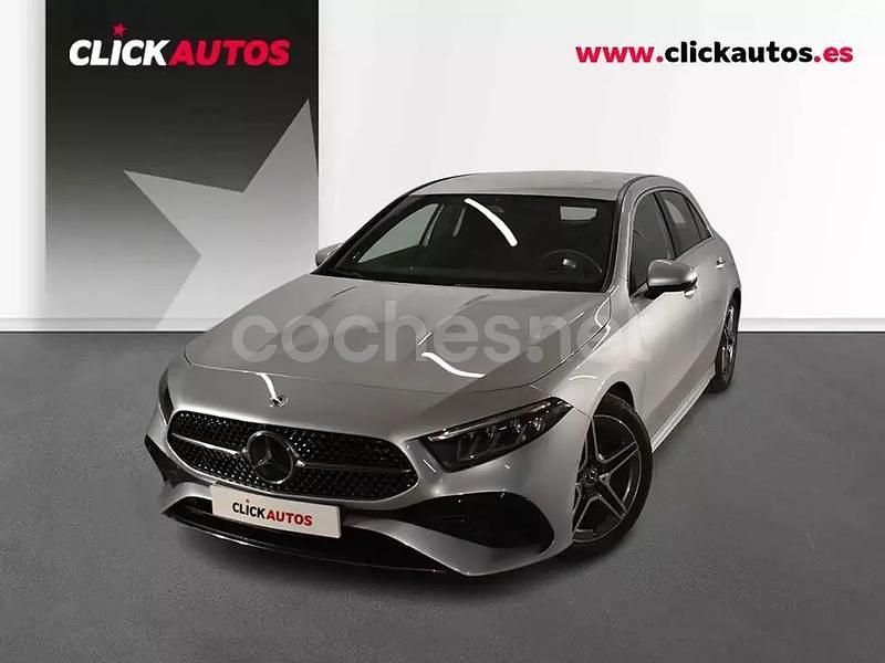 Gris / plata Usado 2024 Mercedes A200 AMG line Berlina | 32.350 € (Buen precio) - Imagen 1/4
