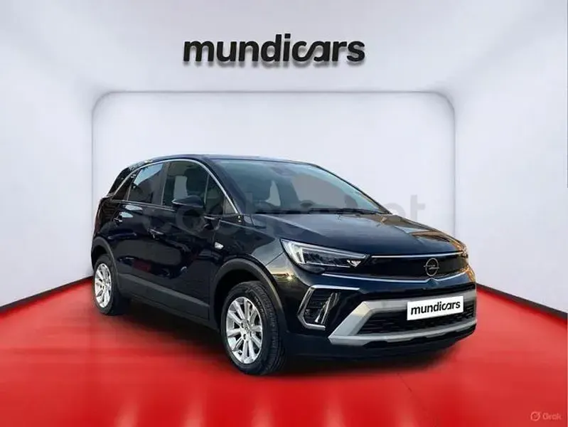 Usado Opel Crossland Business Elegance 120 CV (88 kW) 2021 Negro SUV