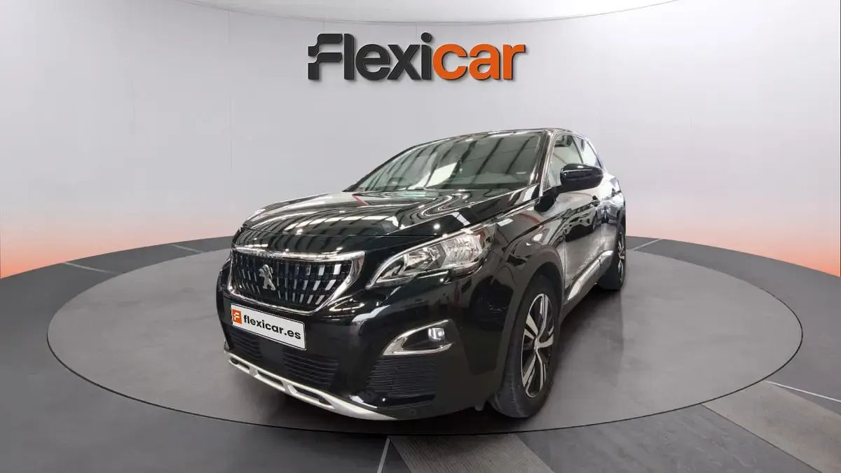 Usado Peugeot 3008 Allure 130 CV (95 kW) 2019 Gris SUV