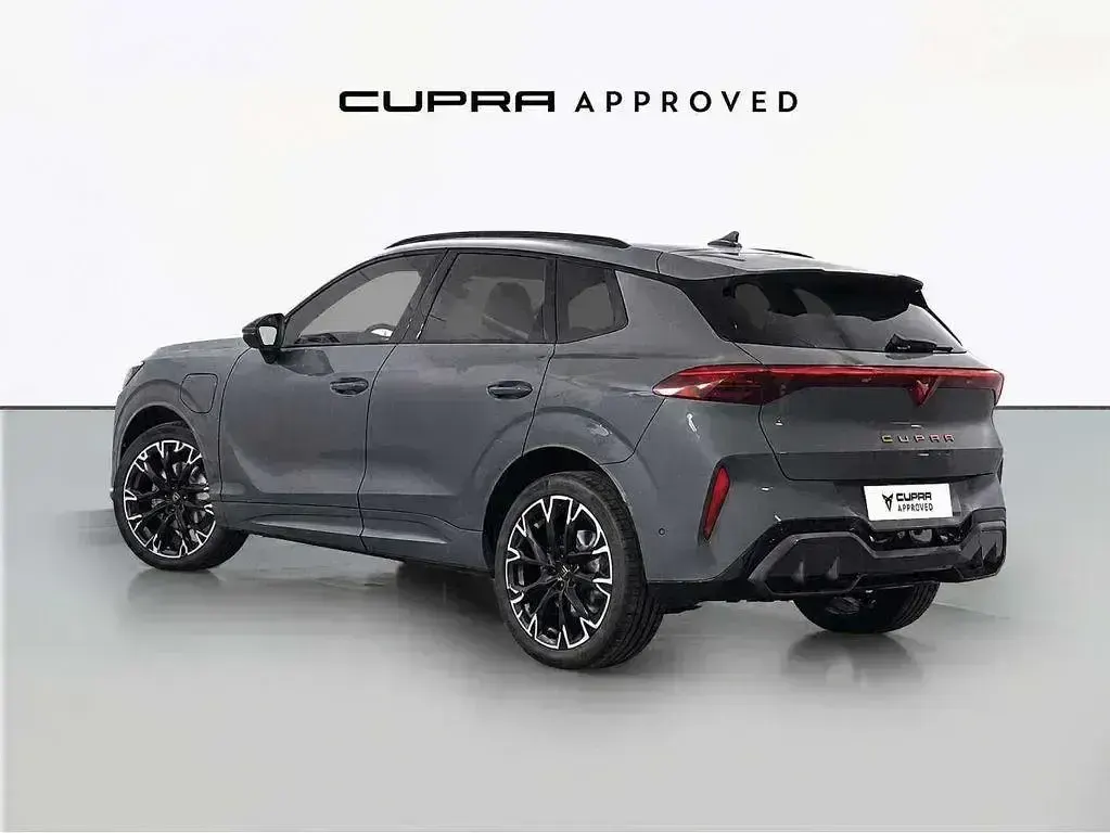 Usado Cupra Terramar 204 CV (150 kW) 2025 Gris SUV