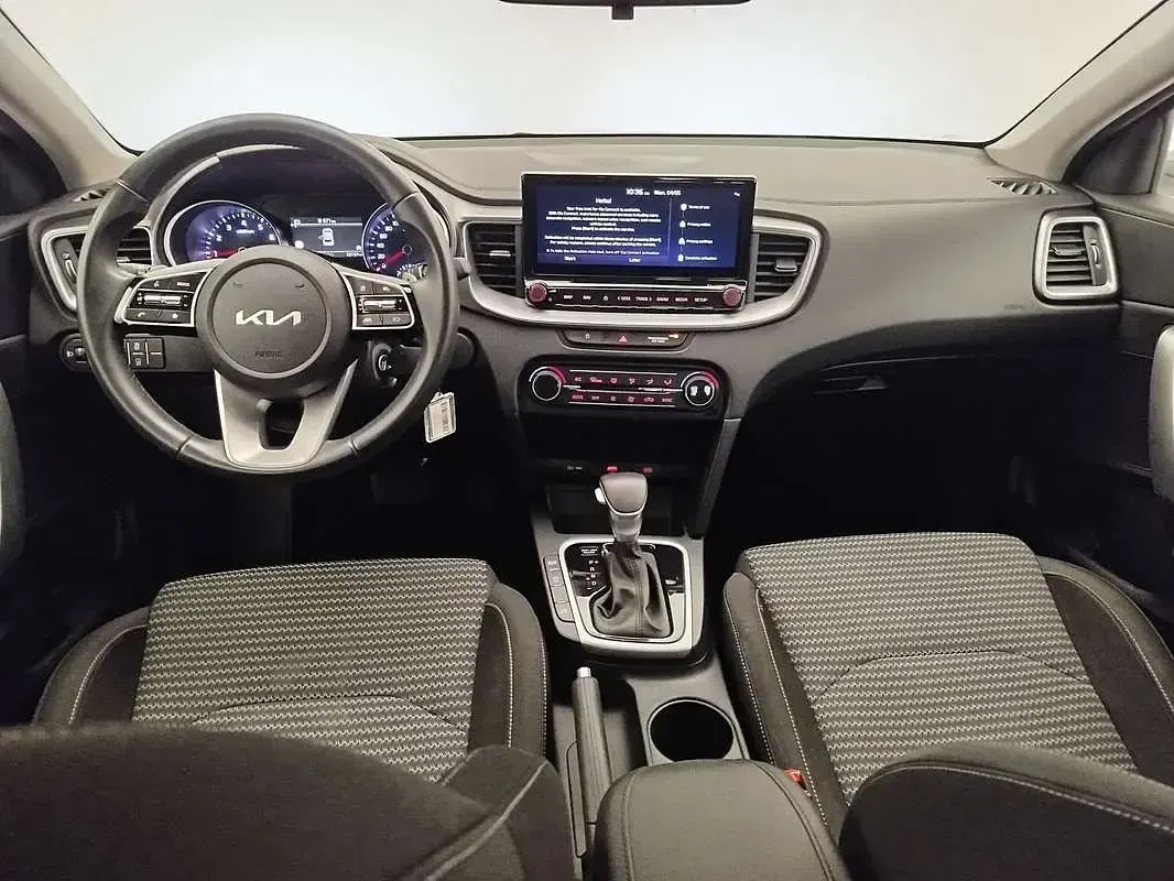 Usado Kia XCeed 140 CV (102 kW) 2025 Blanco SUV