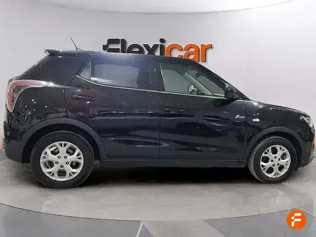 Usado SsangYong Tivoli 128 CV (94 kW) 2023 Negro SUV